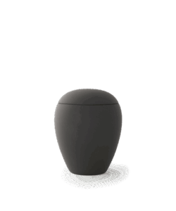 Eine mattschwarze, runde Urne mit glatter Oberfläche und aufgesetztem Deckel vor einem schlichten weißen Hintergrund. Aurora Tierkrematorium