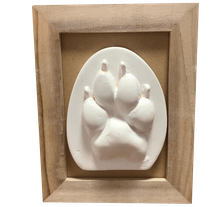 Handgemachte 3D Pfotenabdrücke